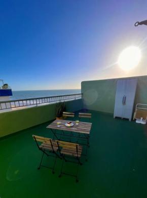 GATU Villa Lucero, Preferente mayores de 25 años y familias, Cadiz